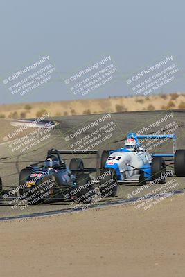 media/Oct-30-2022-CalClub SCCA (Sun) [[310aff4a96]]/Race Group 2/Race (Grapevine)/